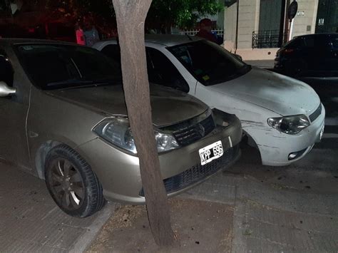 Manejaba Borracho Y Choc Su Auto Contra Dos Veh Culos Estacionados