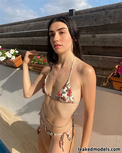 Ergüçlü Hazar Erguclu hazarerguclu Nude Leaks OnlyFans Photo 1