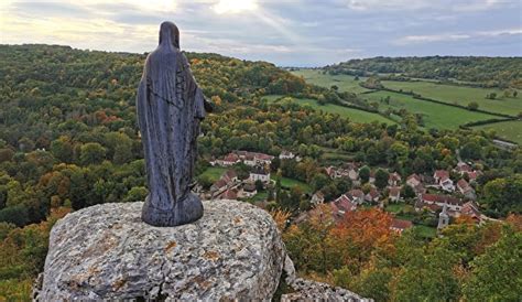 Parcs Et Points De Vue Immanquables Pouilly Bligny Tourisme