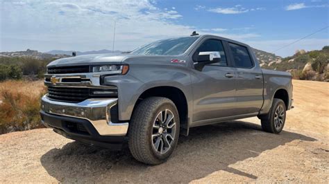 2021 Chevrolet Silverado 1500 Z71 Duramax Review