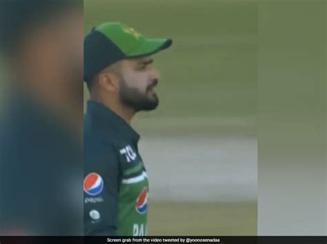 Jaan Ke Single Karaya Babar Azam Yells At Mohammad Nawaz During