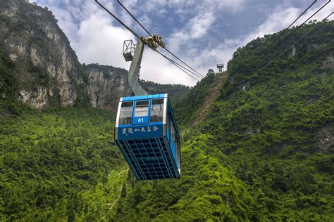 Wuling Great Rift Valley - Shore Excursions - Yangtze River Cruises