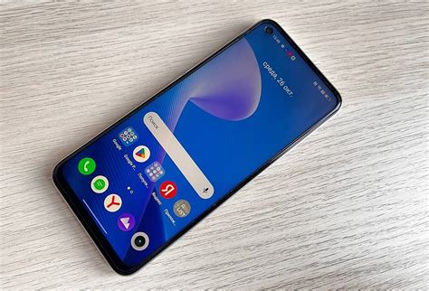Обзор смартфона realme 9: Snapdragon 695 и 120 Гц | ichip.ru