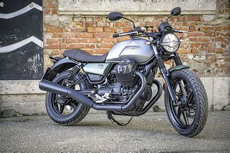 Moto Guzzi V7 Classic V7 Stone Modell 2021 Kradblatt