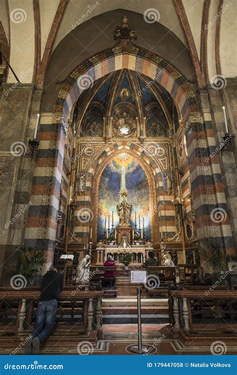 The Interior of the Basilica of St. Anthony in Padua, Editorial Stock ...