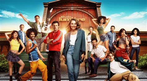 Sami Outalbali que devient le beau gosse français de Sex Education Public