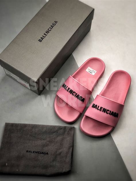 Тапки Balenciaga розовые купить в Спб Мск Москве Санкт-Петербурге