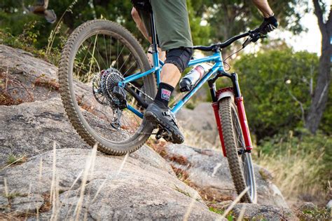 SRAM GX AXS Review | Wireless shifting for a lot less than XX1