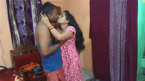 Indian Bhabhi Amateur Homemade Desi Sex With Xmaster Riding Porn Feat Popmini Xhamster