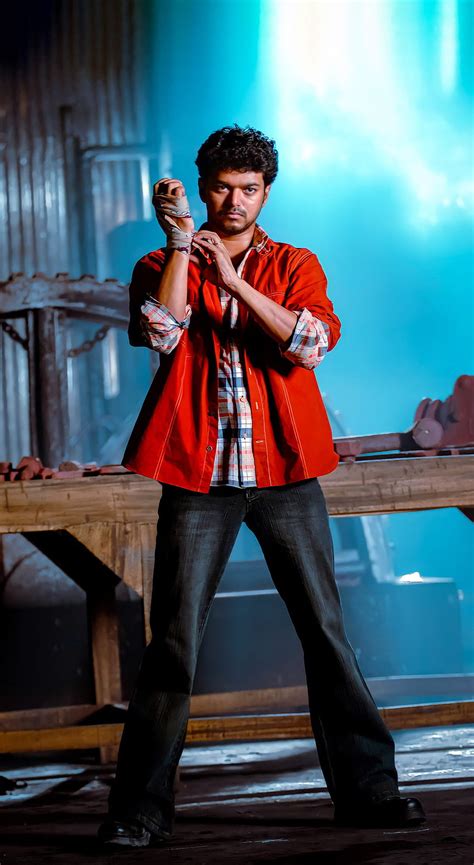 Pokkiri Tie Thalapathy Vijay Thalapathy Vijay HD Phone Wallpaper