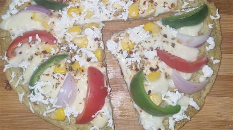 No Aata No Maida Pizza Recipe L Healthy And Tasty Moong Dal Pizza L Foodwithspices1 Youtube