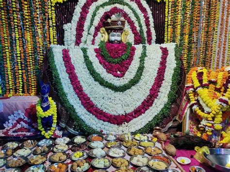 Birth Anniversary Celebrated In Baba Khatu Shyam Temple Bhopal बाबा खाटू श्याम मंदिर भोपाल में