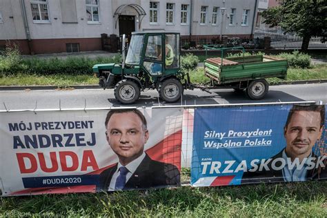 Wyniki wyborów prezydenckich 2020 Trzaskowski ma największe poparcie w