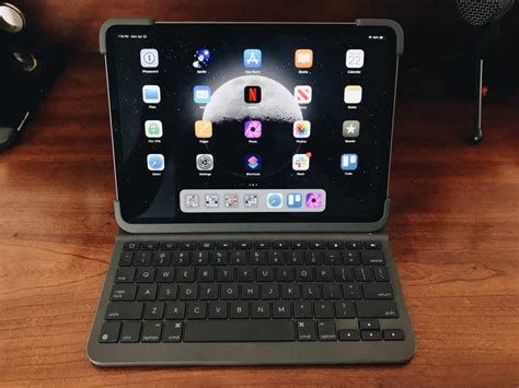 Logitech’s Slim Folio Pro is the Backlit Keyboard you Need for your ...