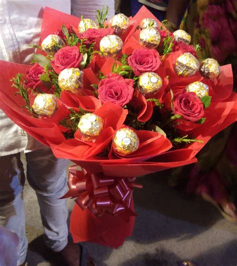 Flower Chocolate Bouquet, चॉकलेटो का गुलदस्ता - Preeti Flowers, Kanpur ...