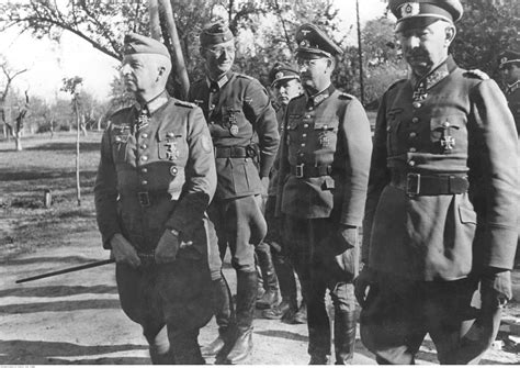 marshalerichvonmansteinduringtheinspectionoftheunitonthe