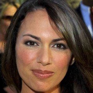 Susanna Hoffs - Age, Family, Bio | Famous Birthdays