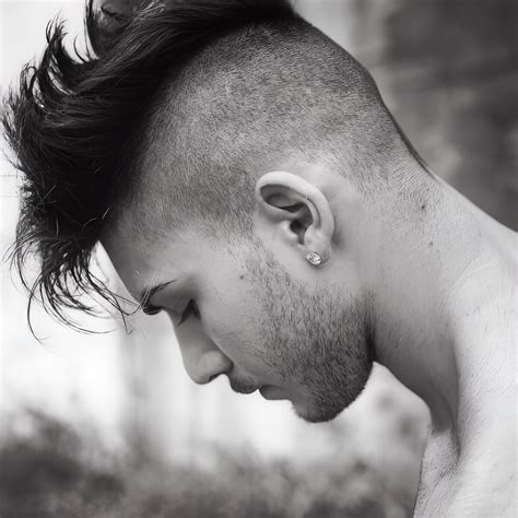 15 Impressive And Bold Mohawk Haircuts For Men - Styleoholic