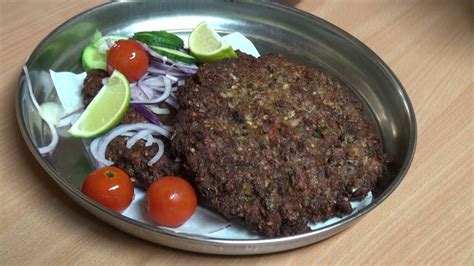 Chappal Kabab And Naan British Pakistanis Favourite Food Youtube