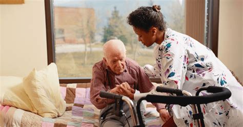 5 Ways Assisted Living Services Benefit Senior Citizens - Papaya Care