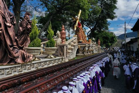 Mazatecos Domingo de Ramos Jesús de la Merced recorre las calles