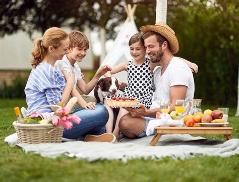 Unforgettable Backyard Picnics: Must-Haves for the Perfect Setup