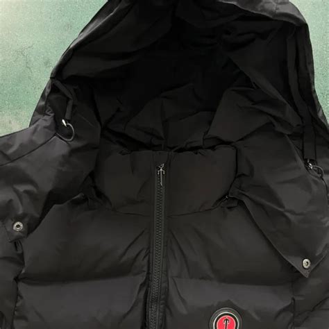 Trapstar Irongate Detachable Hooded Puffer Jacket Black Infraredsizes