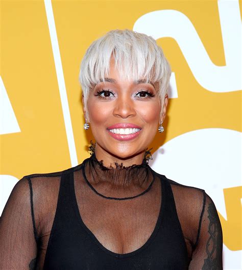 Black Celebs In Short Blonde Hair Site Name Essence