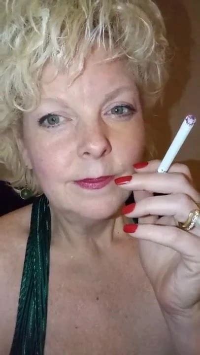 Sexy Smoking Milf Amateur Amateur Porn Feat Rhonda Baxter Xhamster