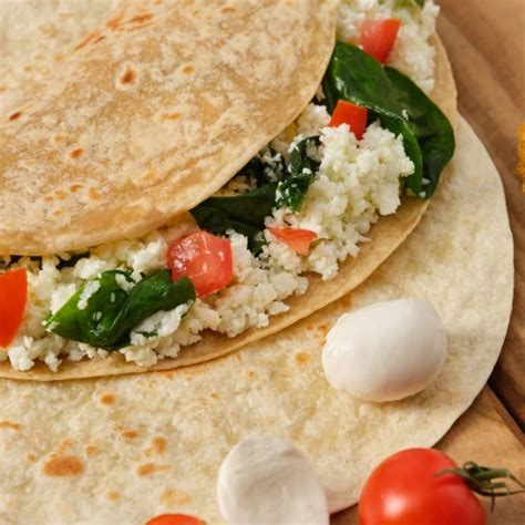 Zero Protein Wrap Claras De Huevo Revueltas Con Espinacas Y Tomate