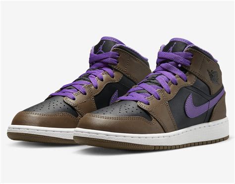 Air Jordan Mid Palomino Wild Berry Black Dq Release Date