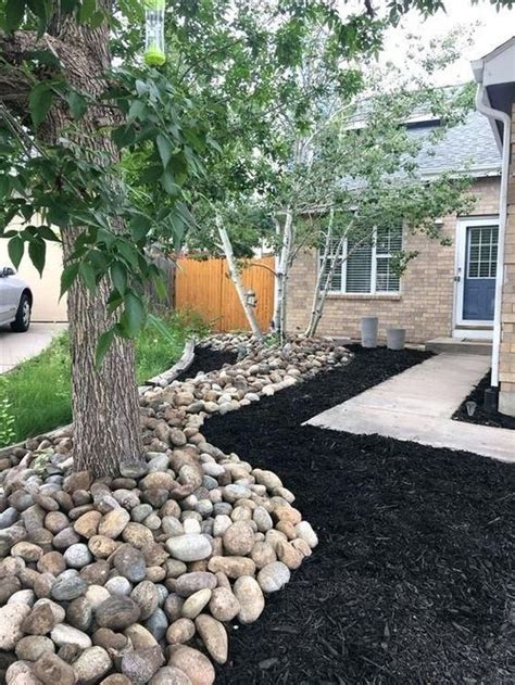 Transform Your Front Yard With These 26 River Rock Landscaping Ideas