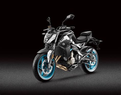 Motorrad Vergleich CFMOTO 650 NK 2019 Vs CFMOTO 650 NK 2021