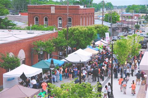 Downtown Douglasville plan to focus on parking and attracting new