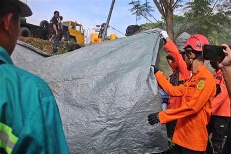 Ini Dia Identitas Korban Meninggal Dunia Kecelakaan Maut Tol Boyolali