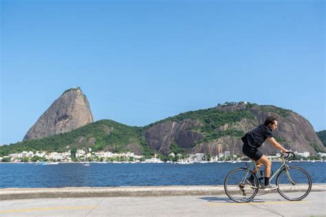 Río De Janeiro 5 Imperdibles De La Ciudad Que Reúne Todos Los Paisajes En Un Mismo Lugar