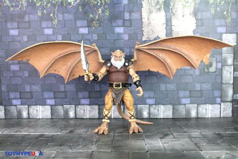 Neca Toys Disney S Gargoyles Ultimate Hudson Figure Review