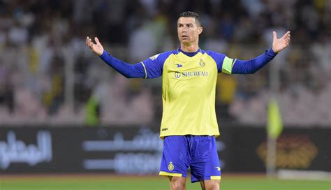 Ronaldo Tịt Ngòi Al Nassr Bị Loại ở King Cup