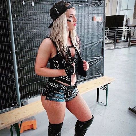 Toni Storm Fanpage 🤘🏻 On Instagram “ Nxtuk Backstage Photo What Does Everyone Think Toni Will