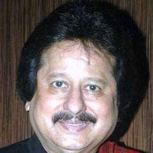 Pankaj Udhas - Trivia, Family, Bio | Famous Birthdays