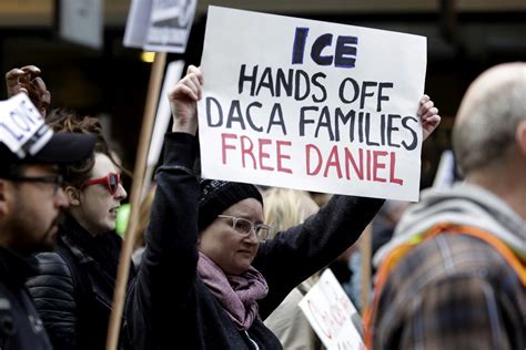 Vague Rules Let ICE Deport Undocumented Immigrants as Gang Members