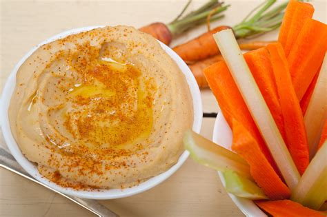 Deslumbra Con Este Hummus De Zanahoria Club Cruz Verde