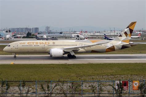 Etihad Airways Fleet Boeing 787-9 Dreamliner Details and Pictures