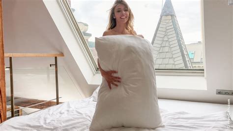 Mila Azul Flirting With Mila Wowgirls Porn Pic