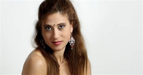 HOT AND SEXY GIRLS NUDE PHOTOS Udaipur Girls Bhabhi Without Clothes Nude Boobs And Pussy Pictures