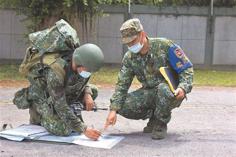 【榮耀印記】39化學兵群煙幕營 專精鑑測過關 論壇 一起來愛國 【榮耀印記】39化學兵群煙幕營 專精鑑測過關 青年日報