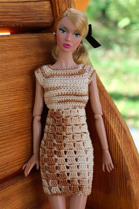 Venta Vestido De Barbie Tejido A Crochet En Stock