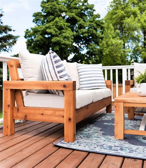 40 DIY Patio Furniture Plans You Can Build - Blitsy