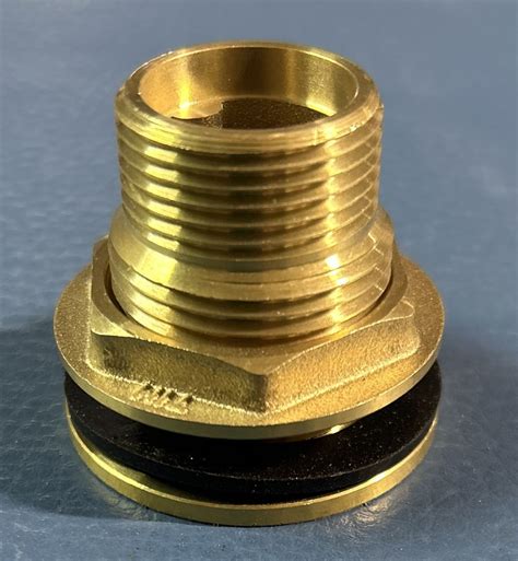 Переходник с фланцем для резервуара (с левой резьбой) 3/4" SDF033R TIM ...