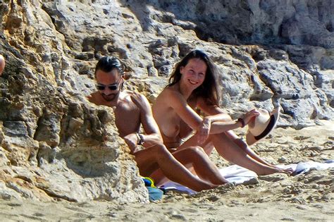 Bob Sinclar Nude On The Beach Shirtless Bulge Hot Pics